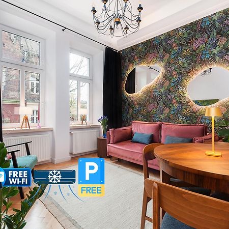 Flora Design Old Town- Free Parking Apartment Krakow Exterior photo