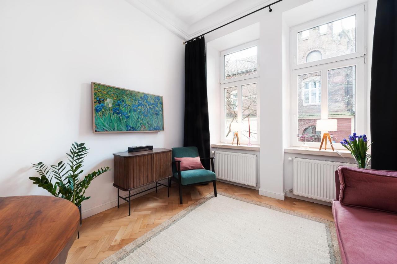 Flora Design Old Town- Free Parking Apartment Krakow Exterior photo