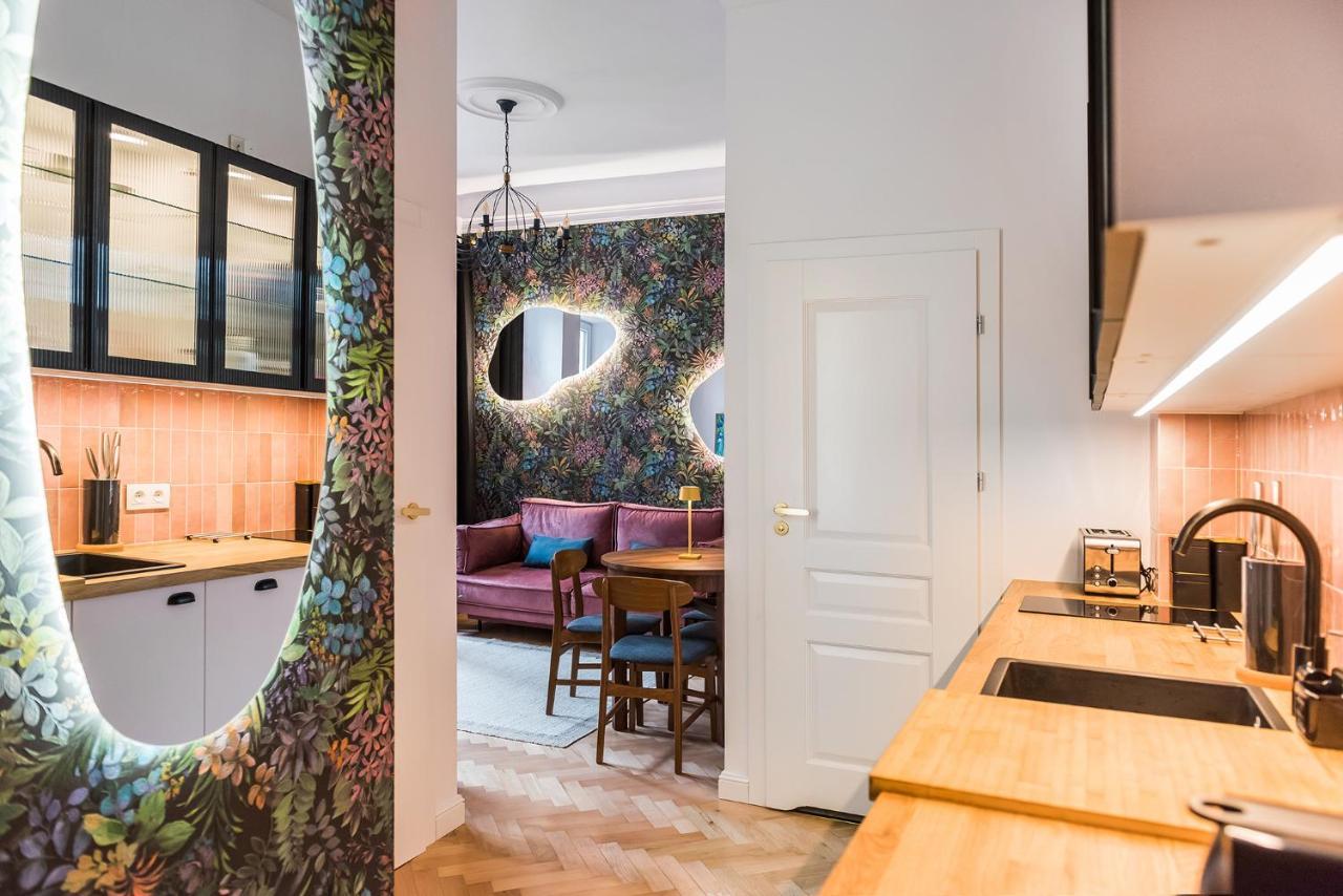 Flora Design Old Town- Free Parking Apartment Krakow Exterior photo